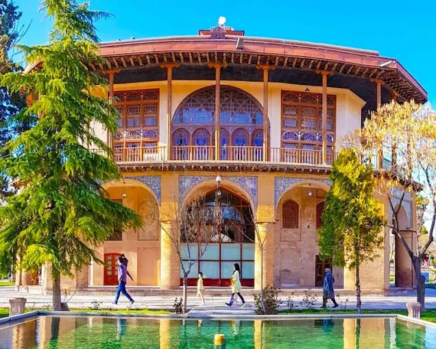 کاخ چهلستون قزوین