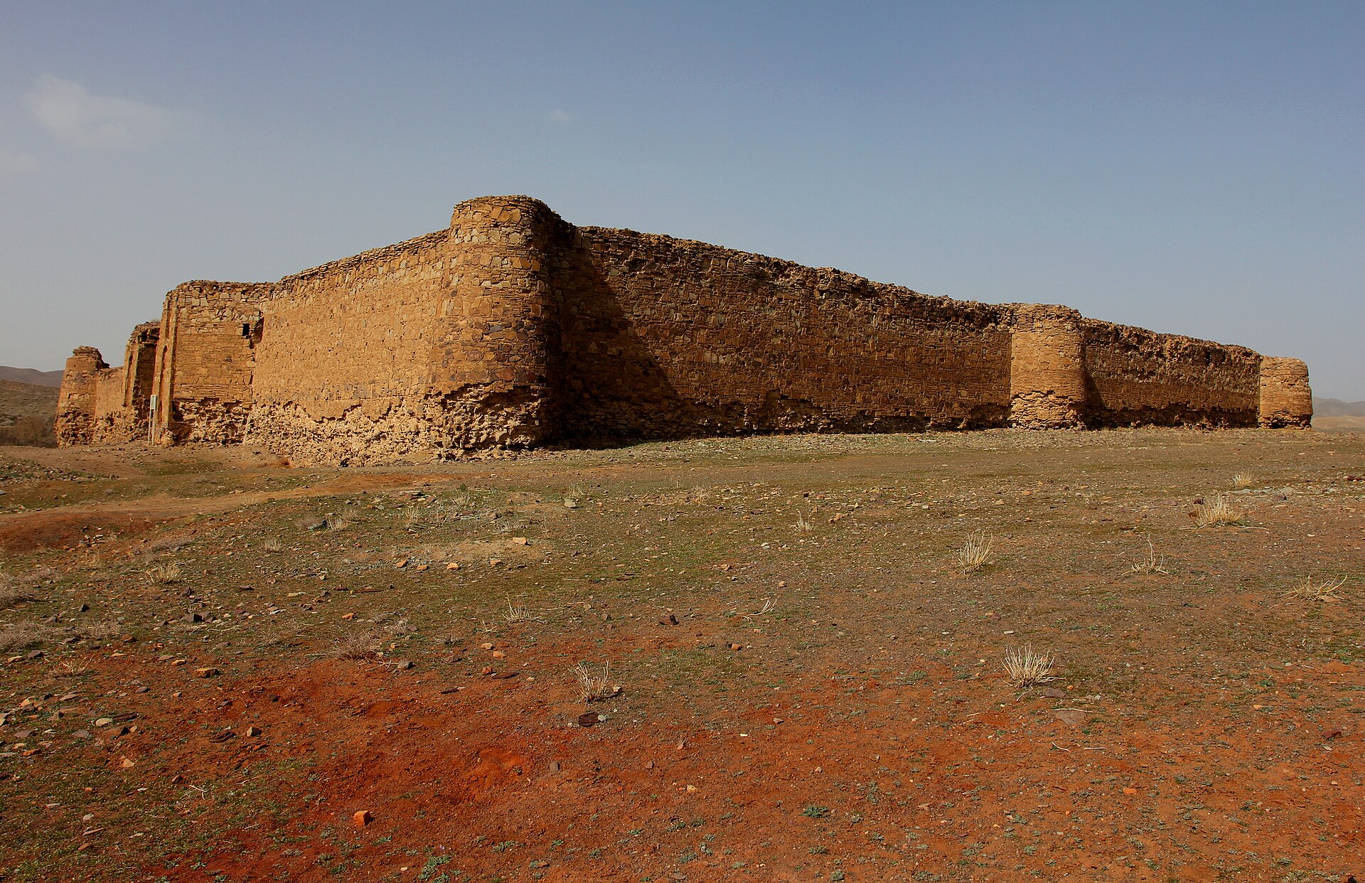 کاروانسرای سنگی علی آباد