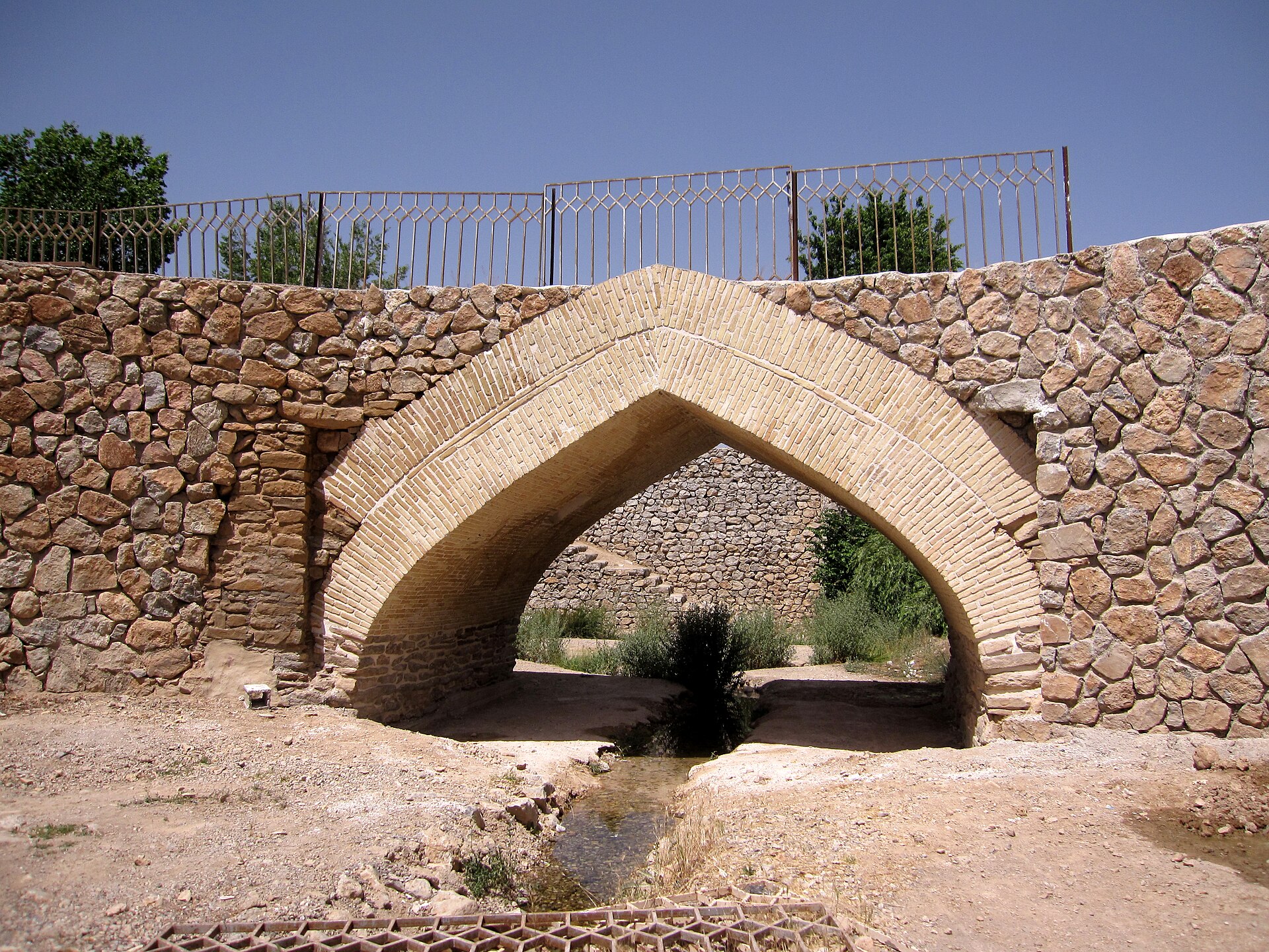 پل تاریخی مصلی