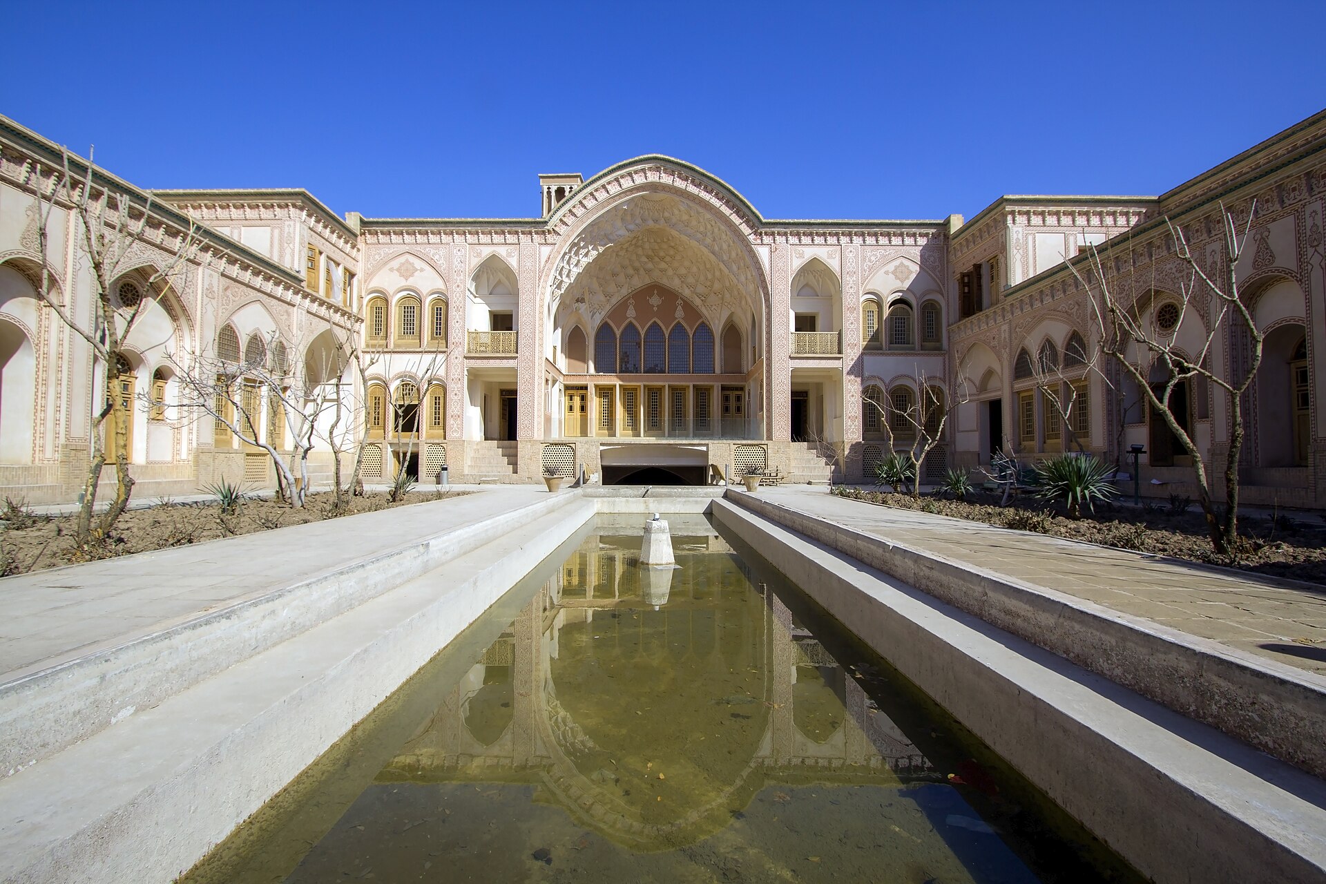 خانه تاریخی عامری‌ها