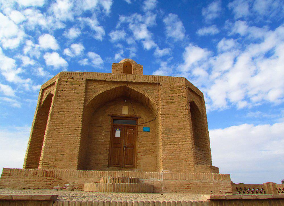 مقبره ابن حسام خوسفی